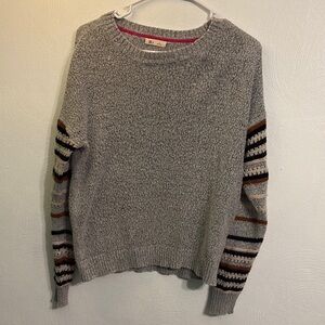 Stylish Gray Sweater with Patterned Sleeves